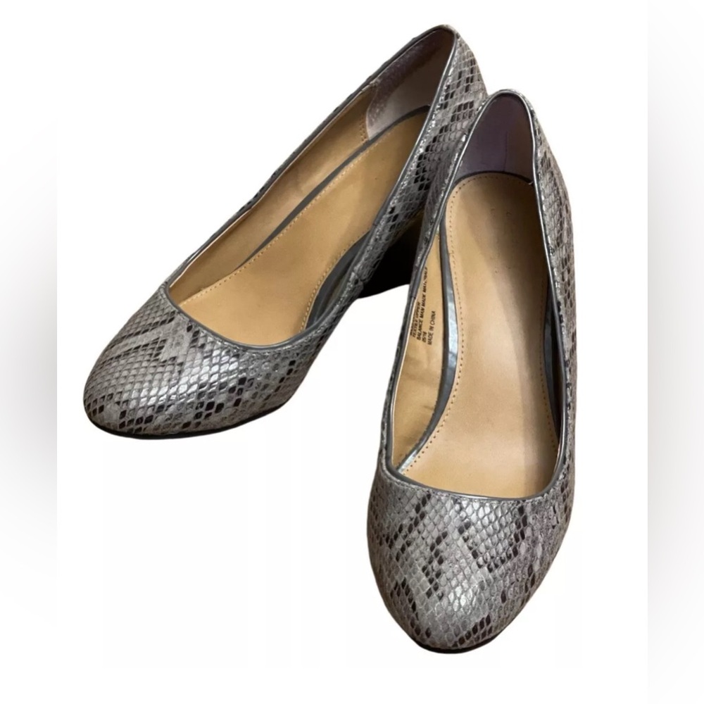 Bass Dorothy Women Wedge Heel Faux Leather Sz 8 Reptile Edgy Office Boho Church